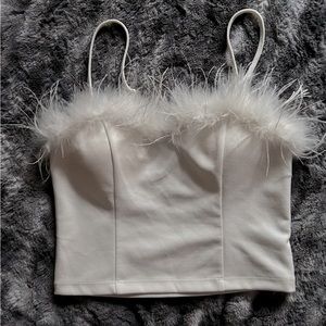 This is a thirty thirty crop top size Medium with no tag but never worn.